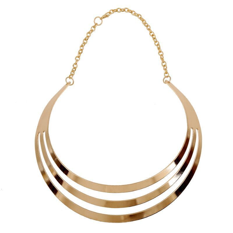 Collar tipo gargantilla de oro multicapa con un diseño moderno y refinado y un cierre de cadena inspirado en el punk en tono dorado.