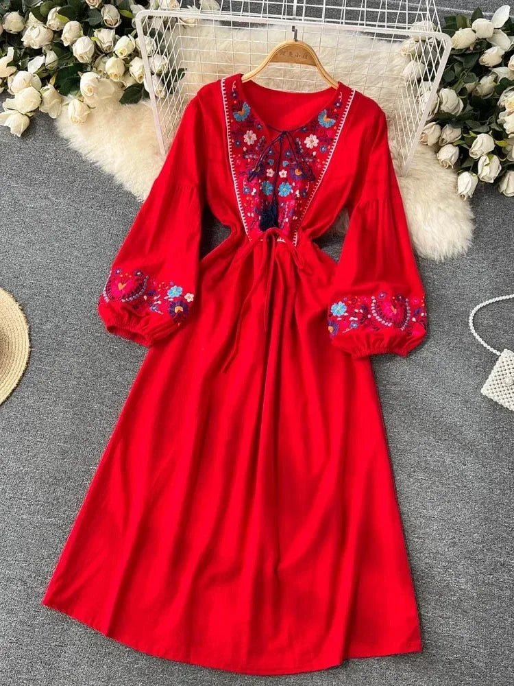 Ethnic Style Retro Embroidered Dress Women's Mid-length Waist Slim Lantern Sleeves Literary Gentle A-line Vestidos Women D1031
