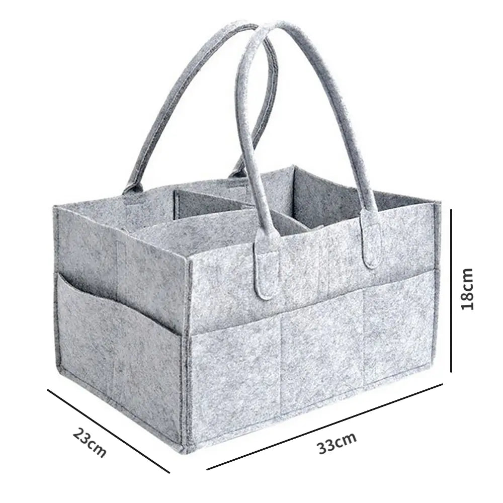 Organizer-Tasche aus grauem Filz für Windelwickelutensilien mit doppelten Tragegriffen und mehreren Fächern für eine praktische Aufbewahrung und Ordnung.