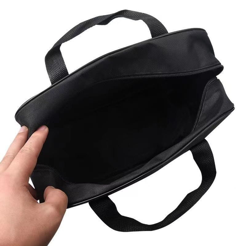 Sac cabas en nylon noir avec poignées renforcées et ouverture zippée, conçu comme sac de rangement pour pompe à air de voiture et organisateur en tissu Oxford