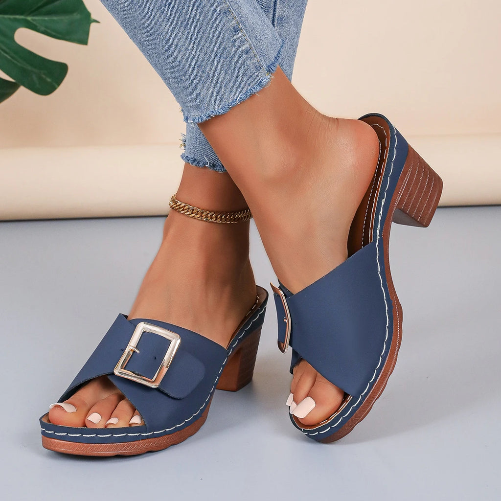 Women Sandals Summer New Fashion Soft Platform Shoes Ladies Chunky Heels Buckle Designer Slippers Outdoor High Heels Sandals