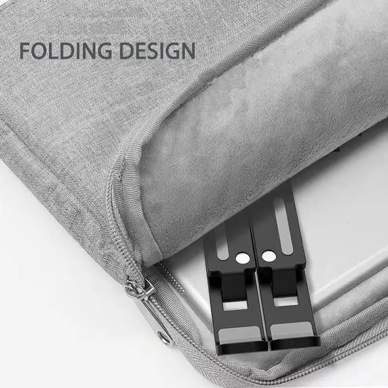 graue Laptop-Schutzhülle aus Stoff mit eingebautem schwarzen Metall-Laptopständer, ausgelegt zur Wärmeableitung und für eine ergonomische Nutzung