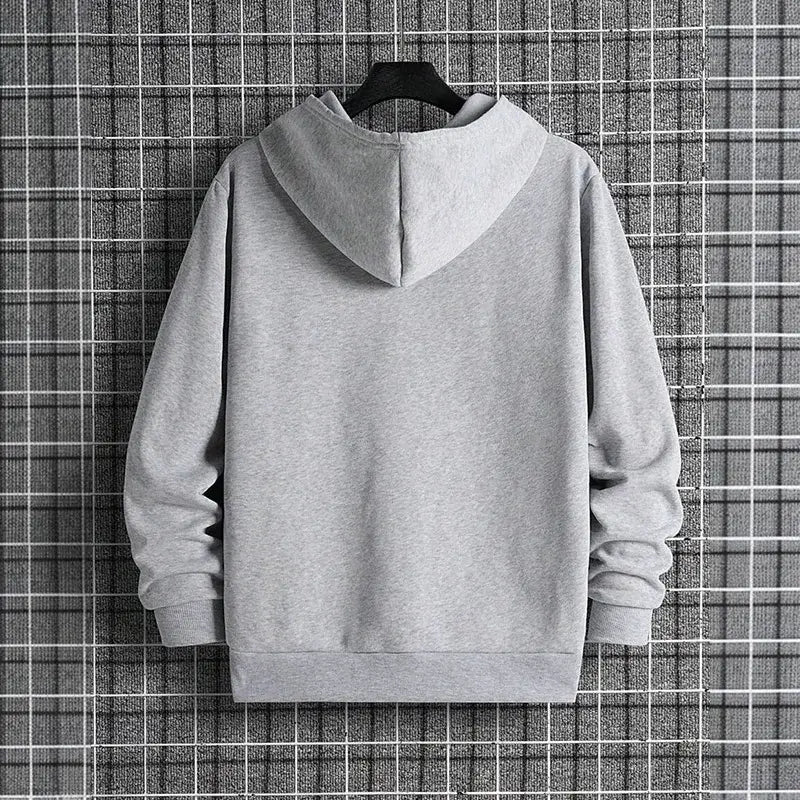 Herren-Winter-Casual-Kapuzenpullover in Grau mit weichem, strukturiertem Stoff sowie gerippten Bündchen und Saum.