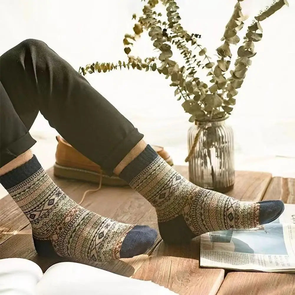 Men retro cotton crew socks mid-high tube featuring a beige and navy blue geometric patterned knit design with solid navy toe caps ideal for fashion trend enthusiasts.