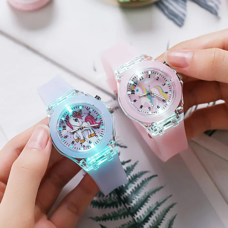 UTHAI C22 Kids's Watch Watches Glow at Night Quartz DIGITAL CLOCK Silicone Band Cute Girls Primary School
