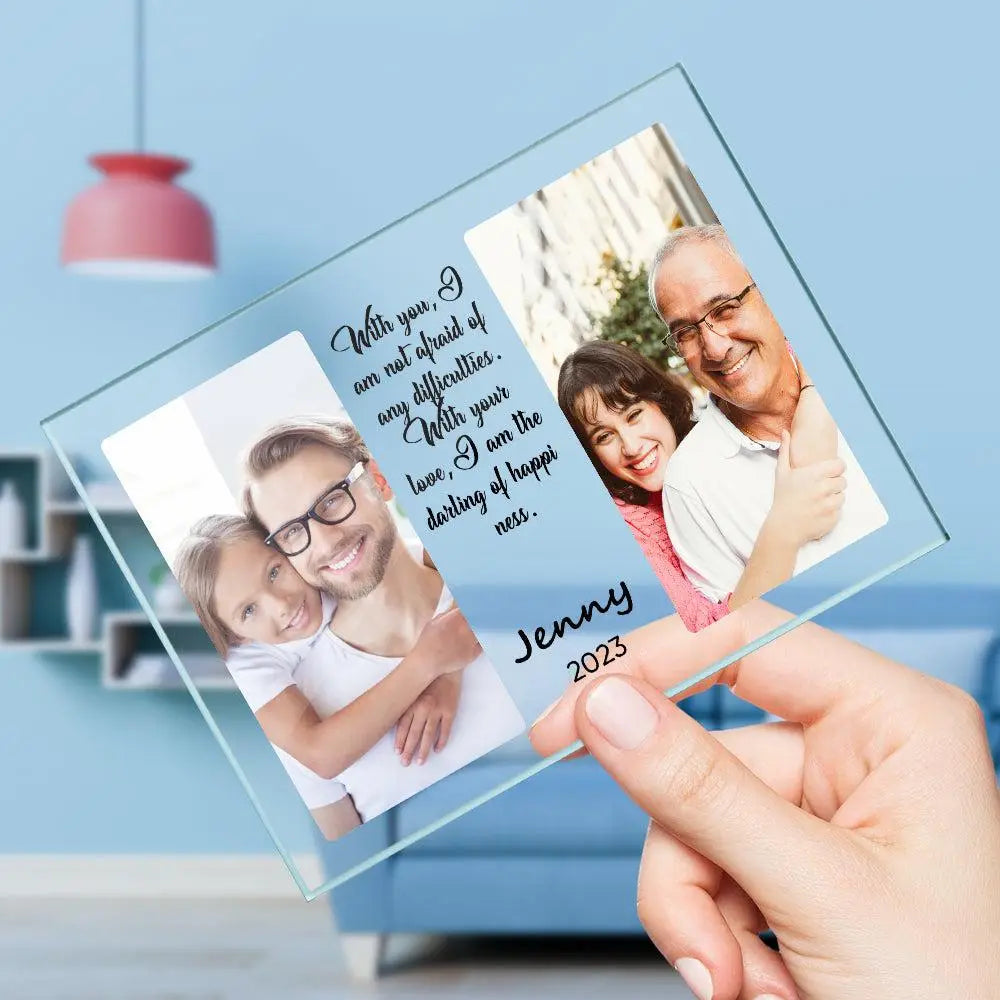 Cadre photo en verre transparent personnalisé avec plaque acrylique photo, trois photographies personnelles et du texte gravé, cadeau personnalisé pour la famille.