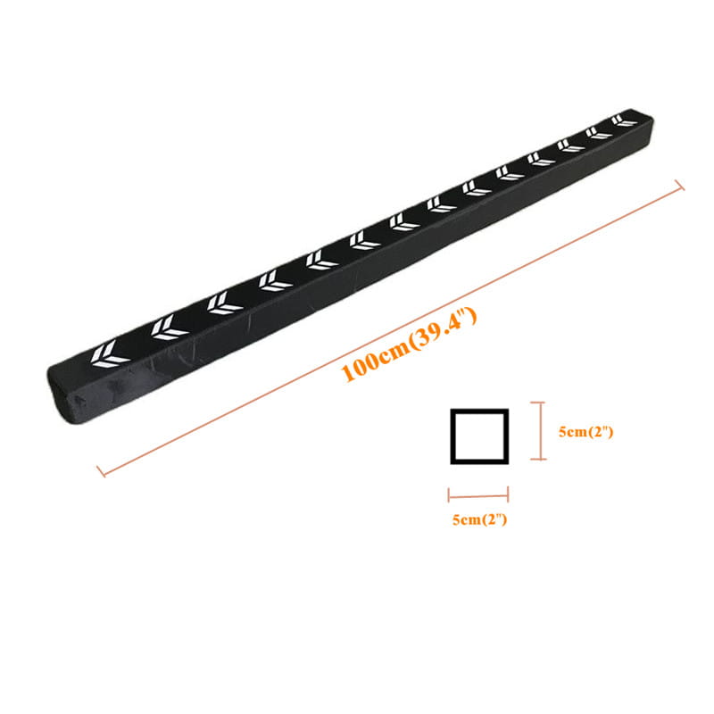 Organizador flexible para el maletero del coche y varilla de almacenamiento rectangular negros, de pared, con un diseño moderno y elegante que presenta recortes con forma de flecha blancos distribuidos uniformemente.