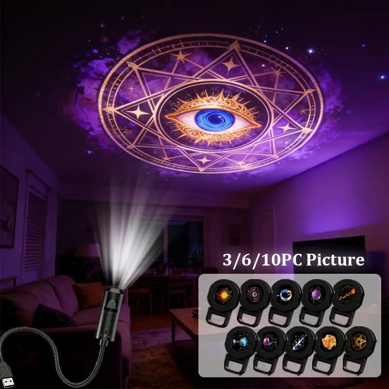un projecteur noir alimenté par USB projette un design d’œil mystique lumineux violet et or avec des étoiles sur le plafond, créant un effet atmosphère lumineuse de tarot.