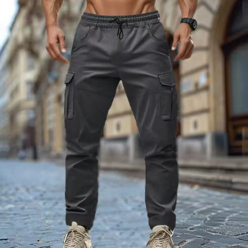 Herren dunkelgraue Multi-Taschen-Cargohosen mit elastischem Bund, entworfen für den lässigen Einsatz.