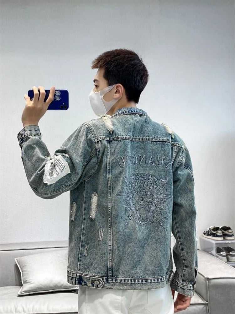 Men Vintage Embroidery Denim Jacket with Distressed Chic Casual Cowboy Fashionable Slim Fit Spring Autumn Youth Jeans Coat