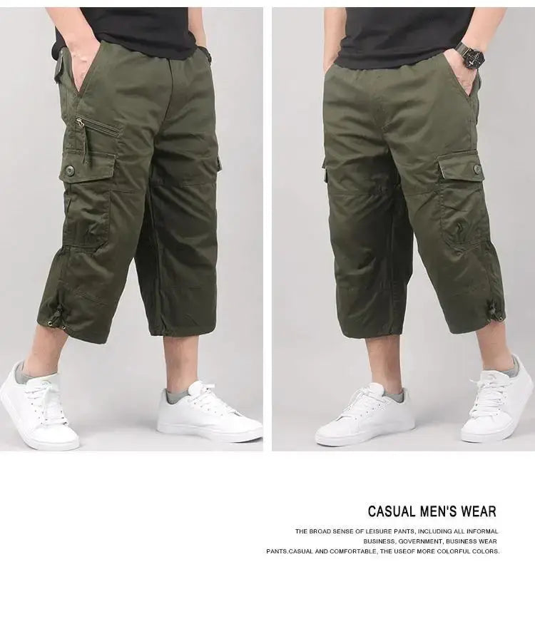 Bermudas cargo pour hommes en vert olive, fabriqués en coton, avec plusieurs poches et des poignets réglables, conçus pour une tenue d’été décontractée