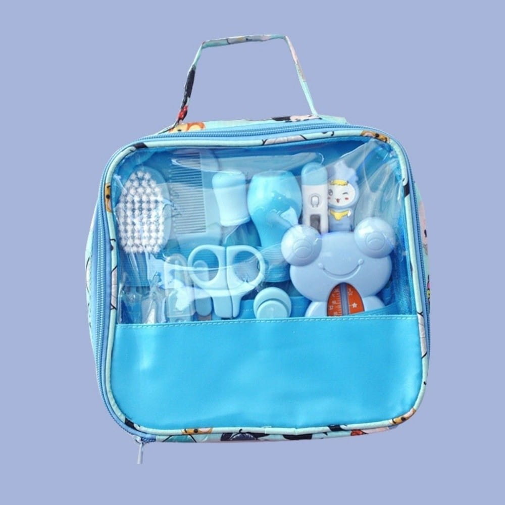 Hellblaues Baby-Pflegeset mit klarem Front-Panel und Cartoon-Charakter-Design, mit 13 Teilen für die Pflege von Neugeborenen.
