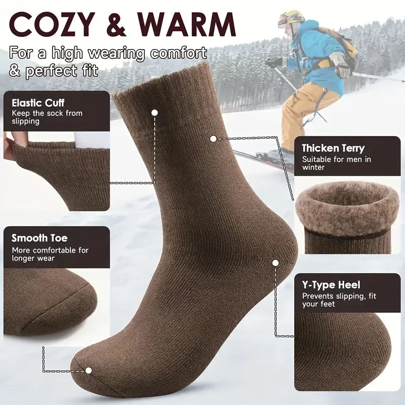 Chaussette d’hiver épaisse en maille éponge de couleur brune, avec bord élastique et talon en forme de Y, dans une couleur aléatoire adaptée aux hommes pour les chaussettes d’hiver sous la neige.