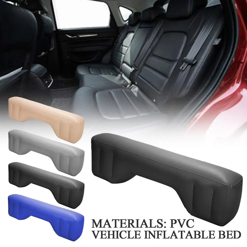 Schwarze aufblasbare Autoluftmatratze für den Rücksitz, Reiseluftbett, mit gepolstertem, konturiertem Design aus PVC-Material
