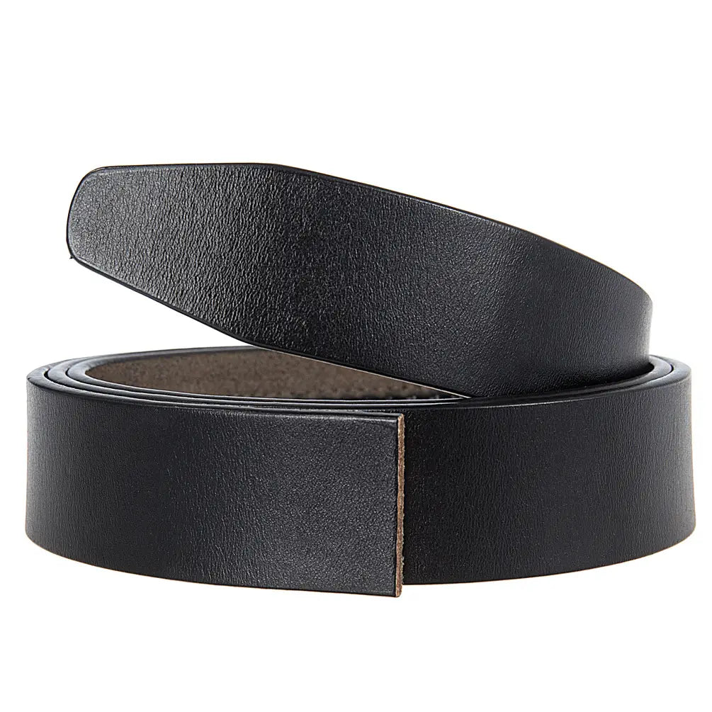 Sangle en cuir à cliquet sans trous 3,5 cm pour homme en cuir noir, avec une surface lisse légèrement texturée et des surpiqûres visibles sur le bord.
