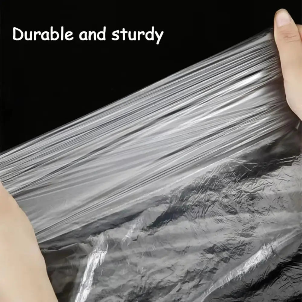 Ensemble de housses de protection pour meubles en plastique transparent et anti-poussière, à surface légèrement texturée et à plis visibles, pour une protection imperméable