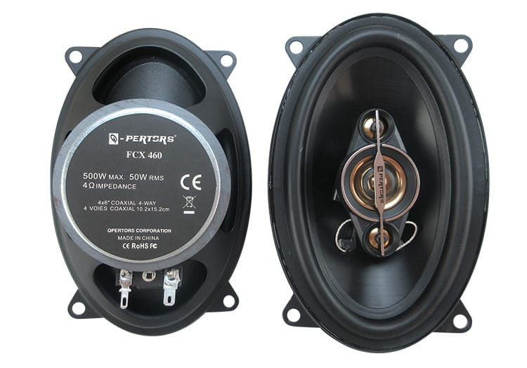 Schwarzer oval geformter 4x6-Autolautsprecher mit 500-W-Koaxialaudioleistung, mit silbernem Mittenkegel und goldfarbener Schwingspule, gebrandet als Pertcs FCX 460.