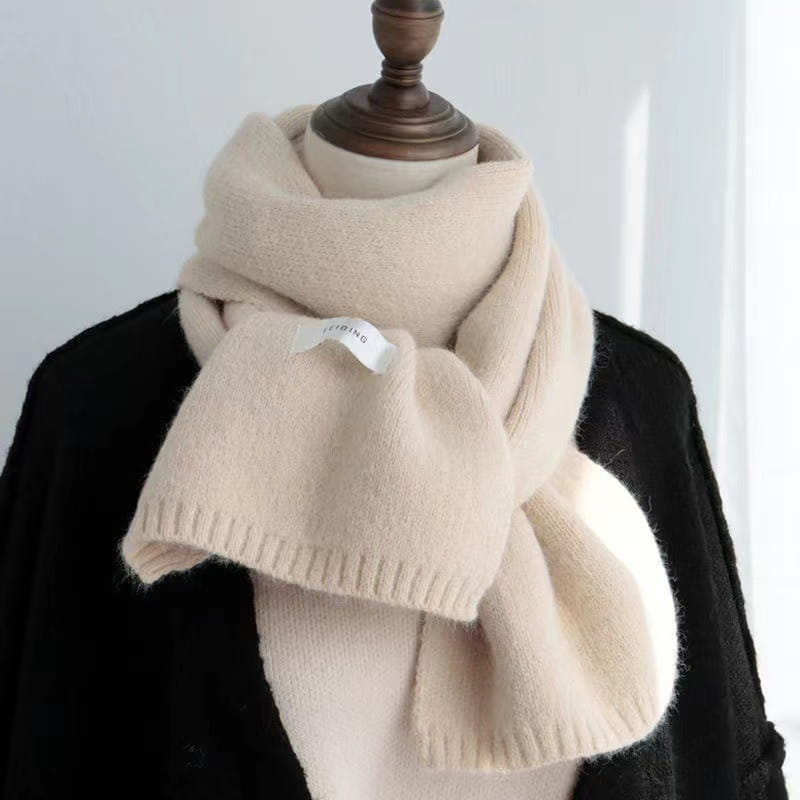 Bufanda de invierno tejida en rojo para hombres y mujeres, color crema, confeccionada con lana tejida suave con bordes acanalados.