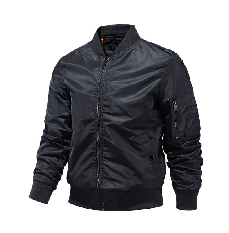 Veste bomber pour homme en nylon noir avec poignets et taille côtelés, dotée d’une fermeture à glissière frontale et d’une poche poitrine zippée pour une tenue de printemps décontractée.