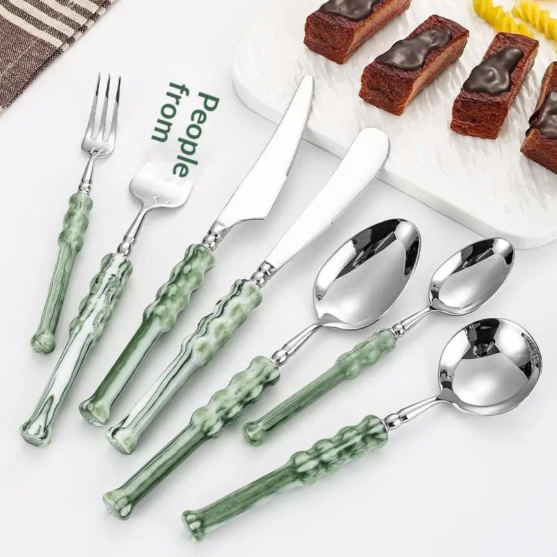 Refined Stainless Steel Western Dining Cutlery Set for Hotels