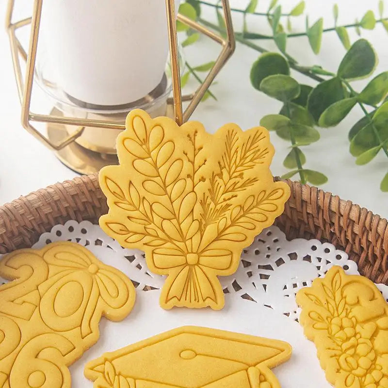 Graduation Theme Cookie Mold Cap Diploma Gown Shape Biscuit Mould DIY Baking Tool Fondant Pastry Cutter Party Dessert Decor