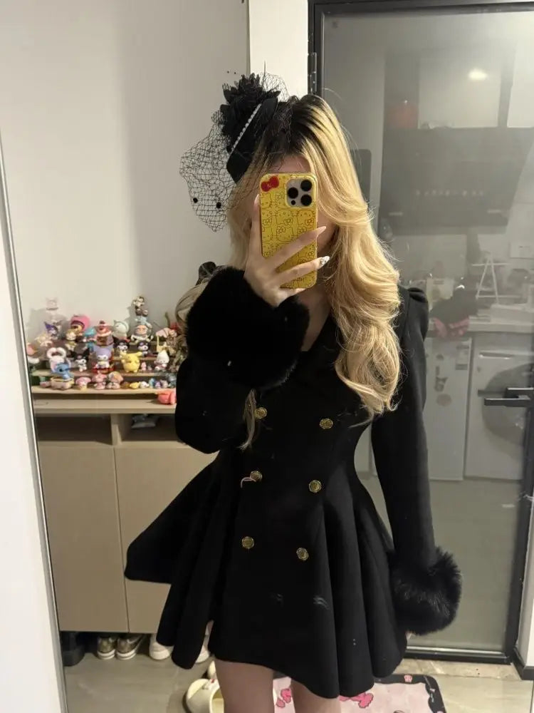 Winter French Hepburn Black Fur Collar Woolen Coat Women Vintage Blends Slim Mid-length Outwear Elegant Lolita Warm Outfits 2025