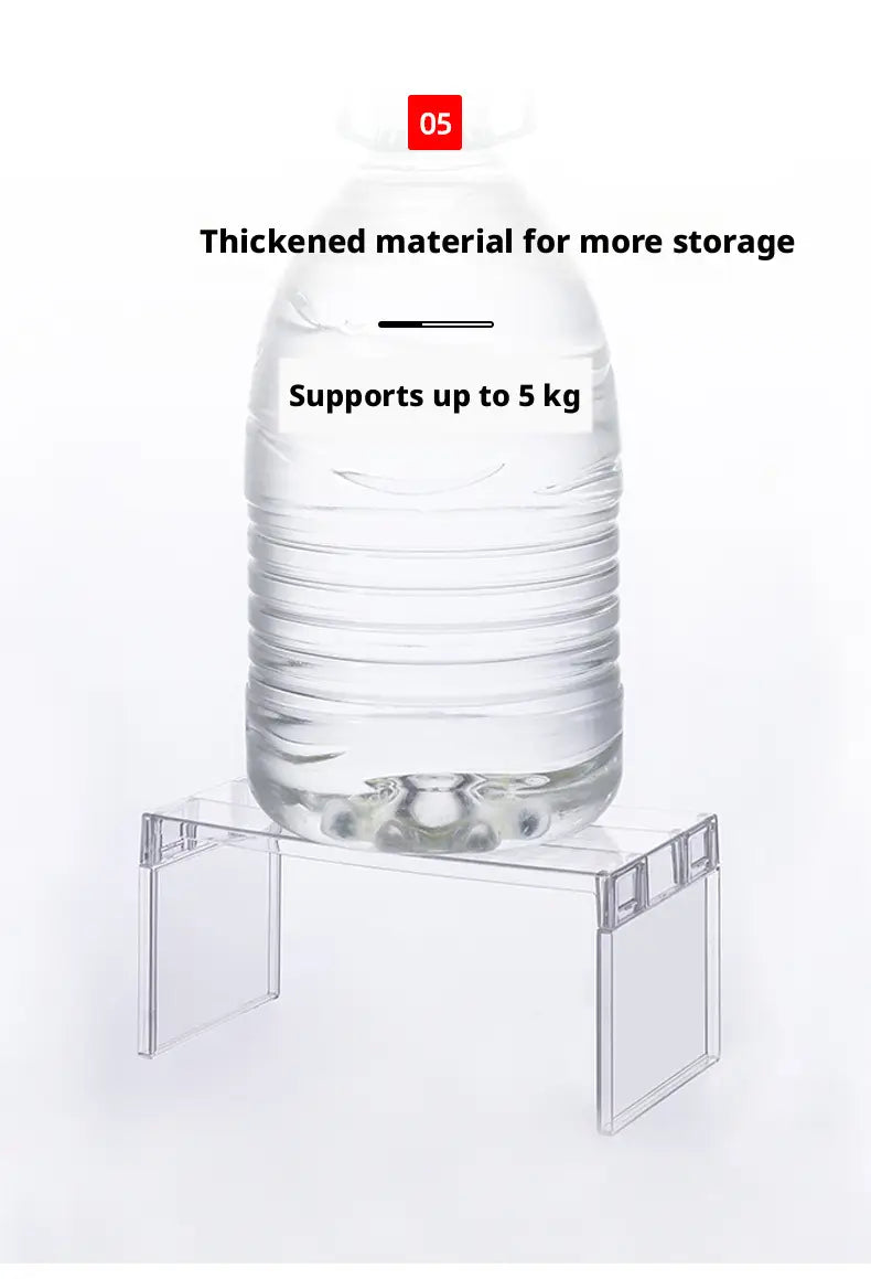 Clear expandable cabinet organizer and spice rack featuring a clear plastic water bottle with thickened material and a ribbed design supporting up to 5 kg.