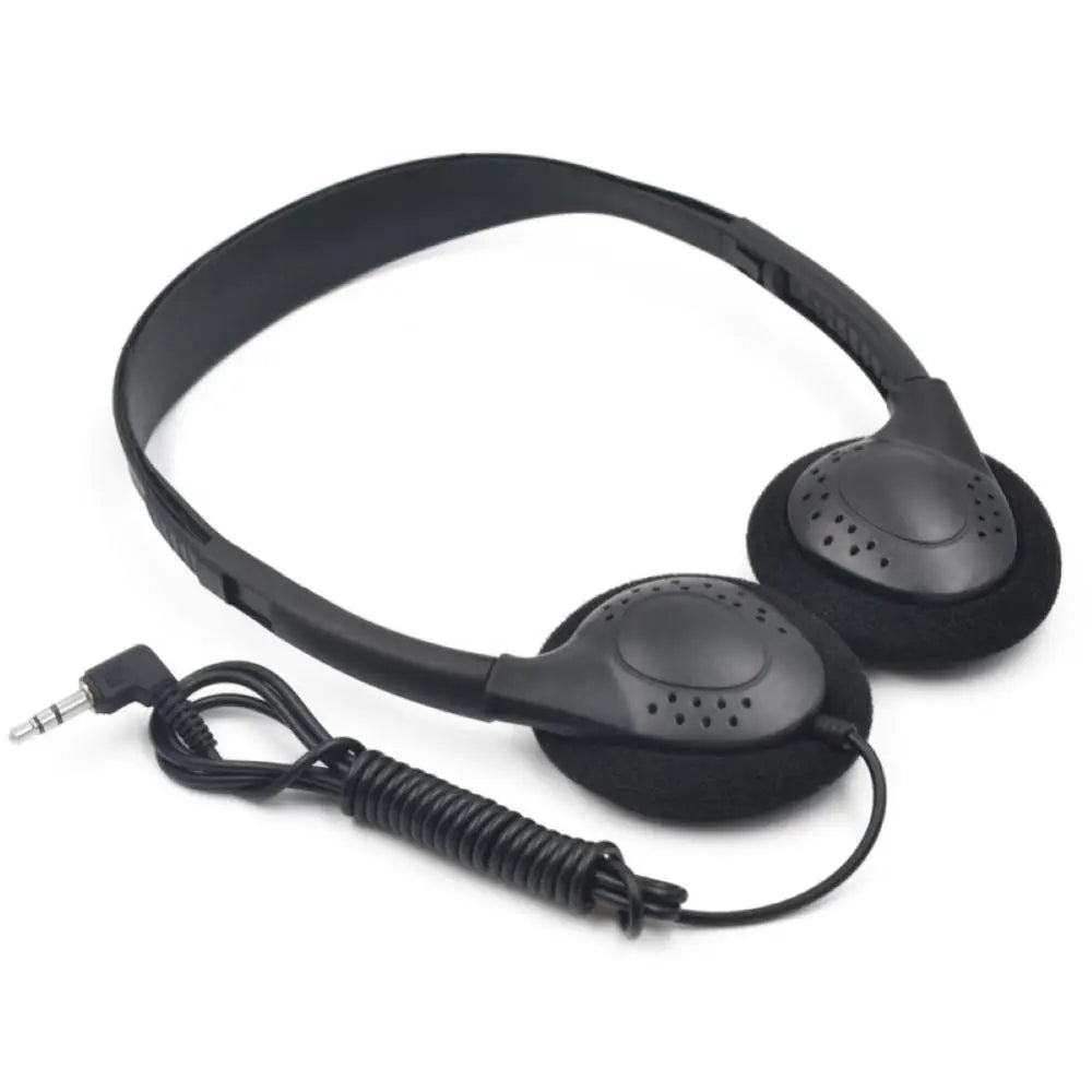 Casque de jeu filaire noir avec oreillettes supra-auriculaires rembourrées, fonction de réduction du bruit et câble en spirale avec fiche de type 3,5 mm, pour un usage prolongé confortable.