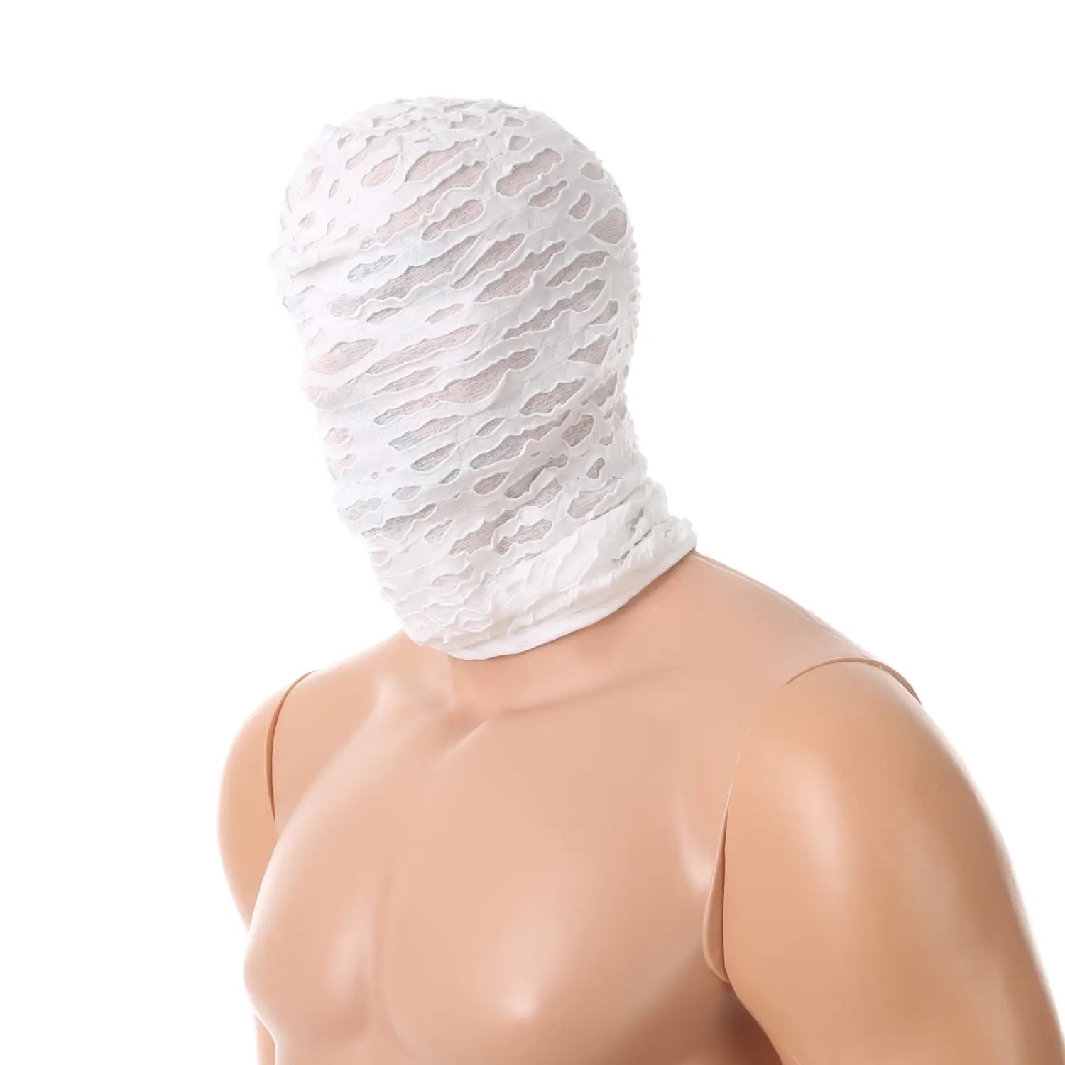masque de momie à capuche en résille déchirée blanche texturée, avec un aspect vieilli et déchiré pour un cosplay d’Halloween