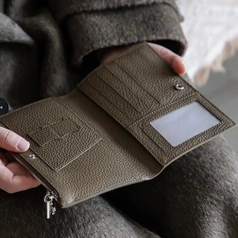 Business-Friendly Leather Wallet with Multi-Card Slots and Waterproof Features for Travel