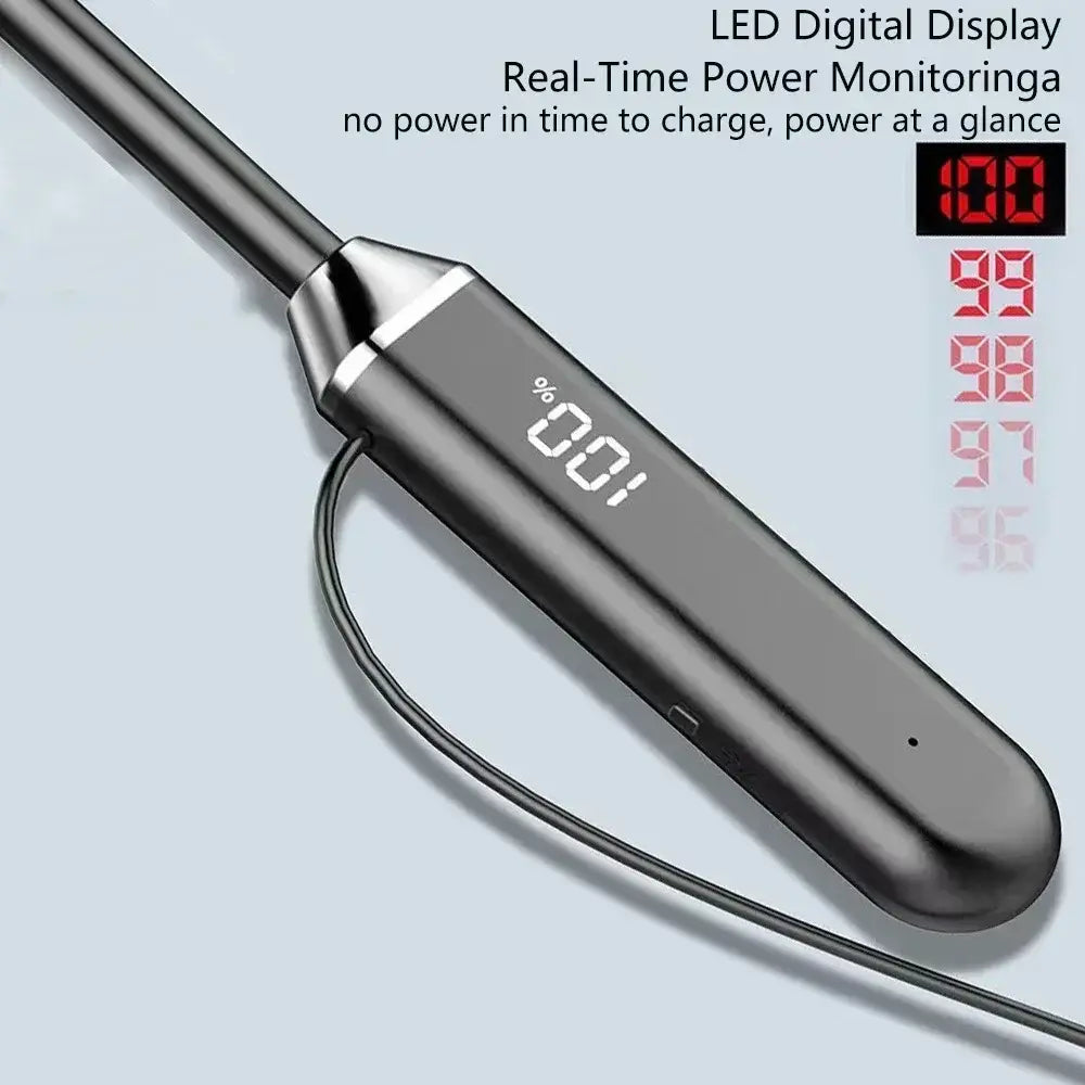 Schwarzer und silberner digitaler Leistungsmonitor mit LED-Display zur Anzeige des Akkuprozents für kabellose Nackenbügel-Bluetooth-Kopfhörer