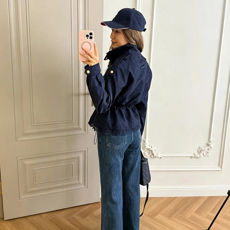 Women Lace Hem Cropped Trench Jacket Stand Collar Epaulet Button Closure Drawstring Waist Side Windbreaker Coat Ladies Outerwear