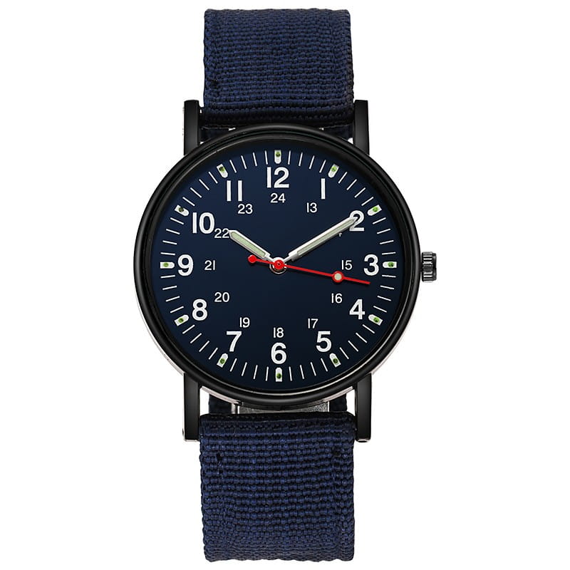 Militärisches Quarzarmbanduhr mit dunkelblauem Stoffarmband, schwarzem Gehäuse und weißen Ziffern auf einem dunklen Zifferblatt, ausgelegt für Langlebigkeit.
