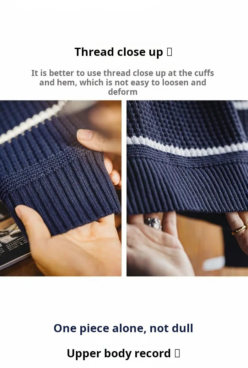 Navyblauer Strickpullover für Herren mit Rollkragen und weißem geripptem Besatz an Bündchen und Saum, warme Winter-Strickware.