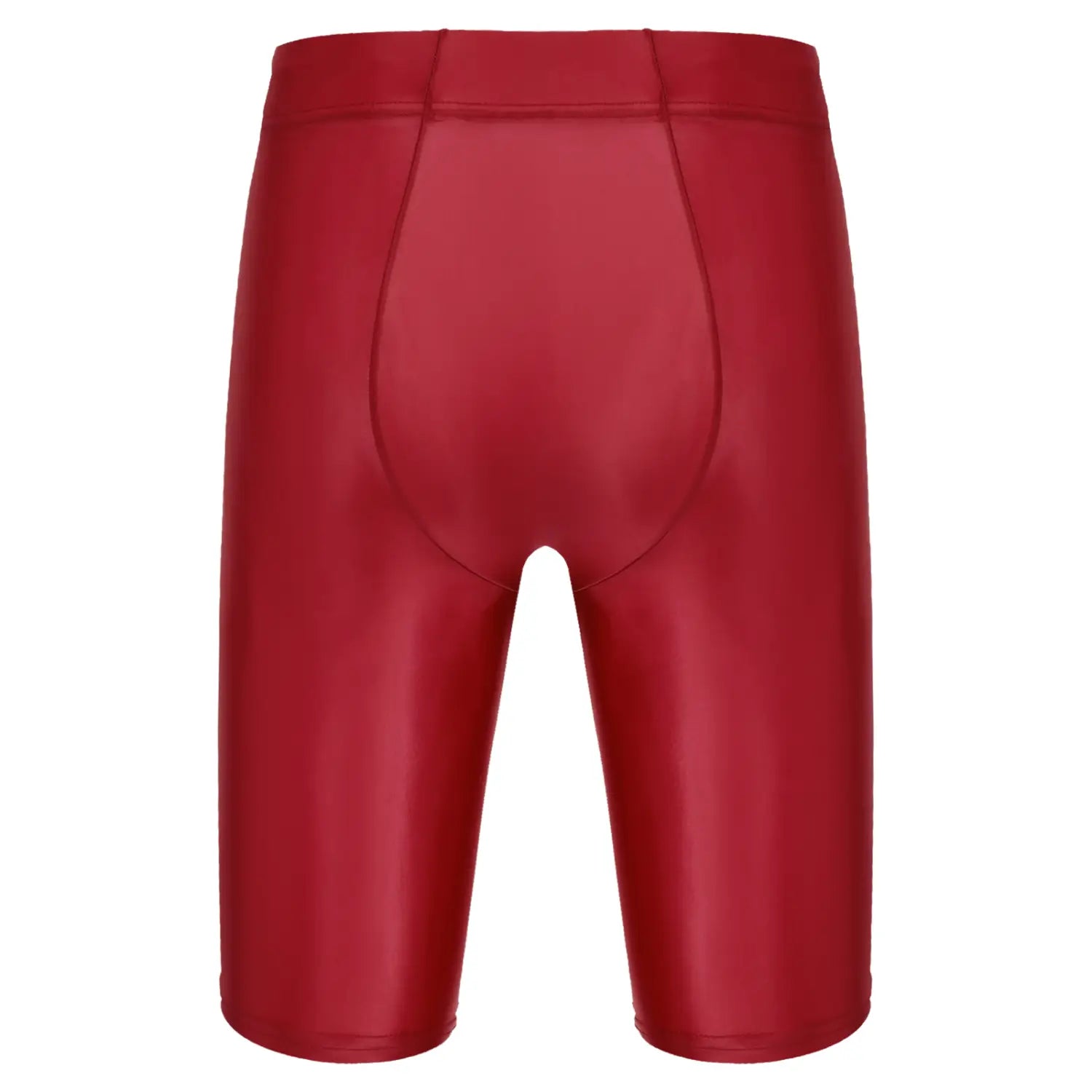 Shorts de compresión rojos brillantes, ajustados, con cintura alta y costuras contorneadas, presentados junto con una camiseta de compresión para hombre de manga larga y acabado brillante.