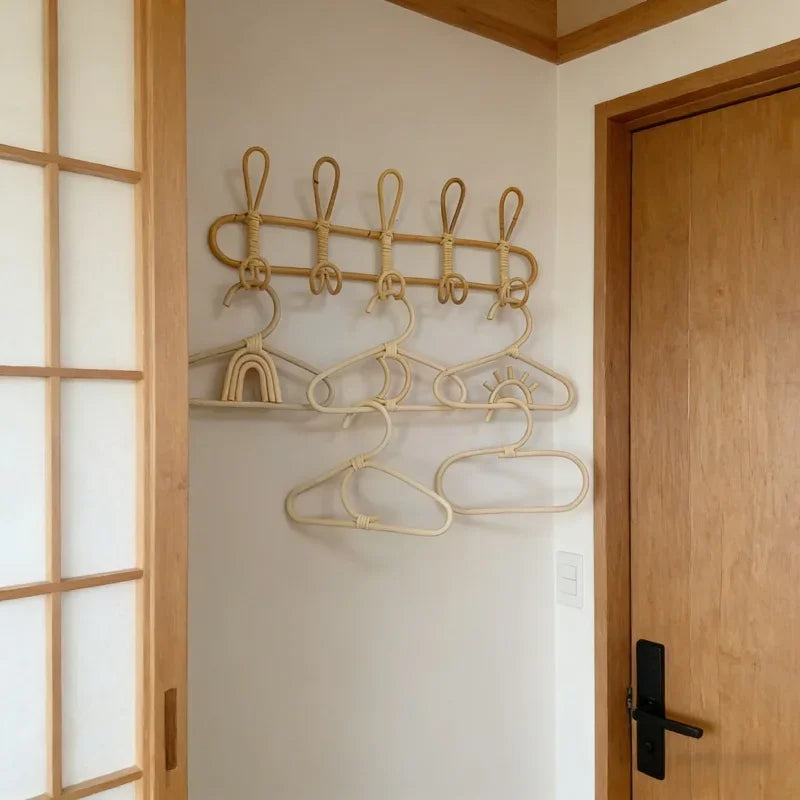 5-Hook Rattan Wall Hanger Kids Garments Organizer Rack Clothes Hat Hanging Hooks Practical Storage Decor For Kids Room Daily Use