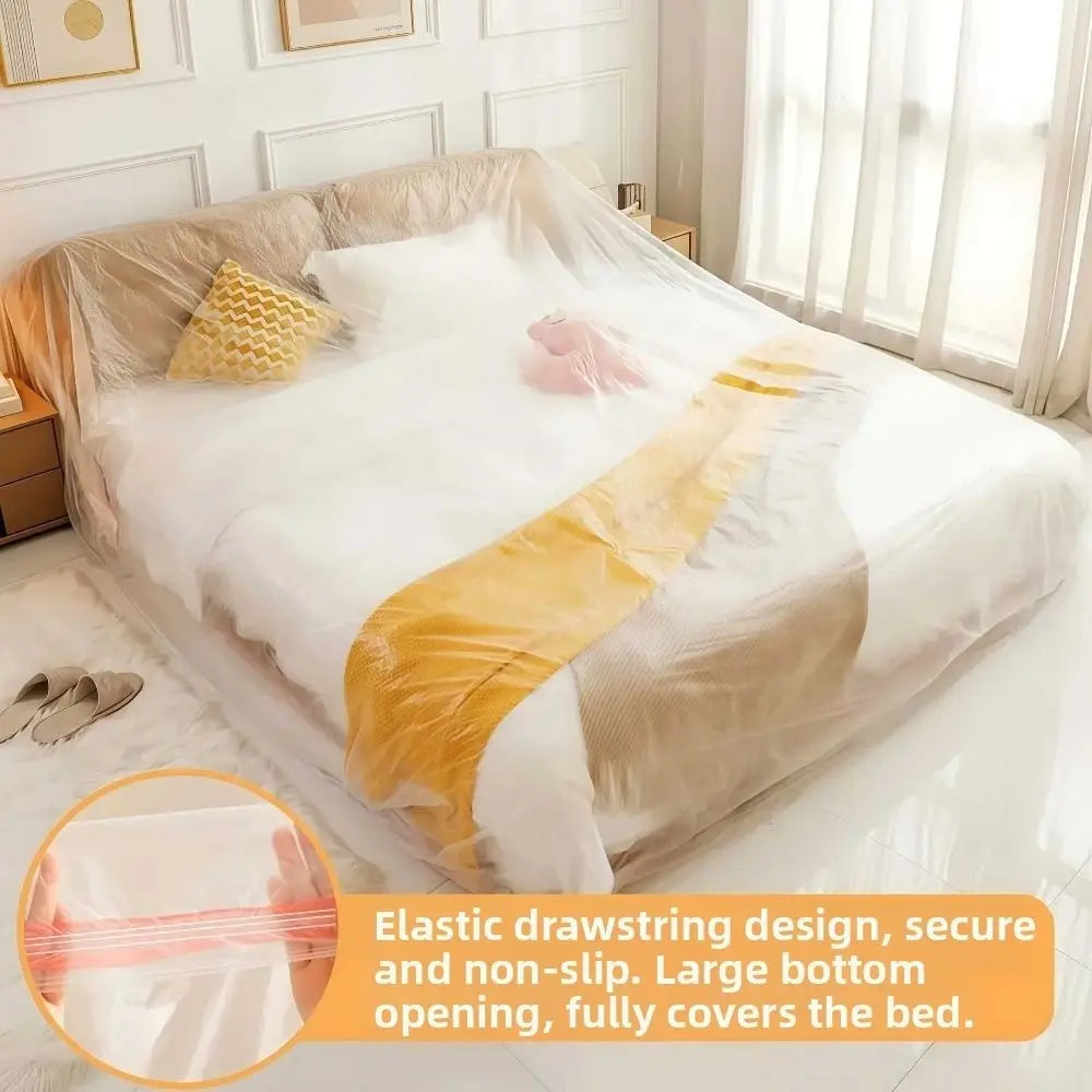 Ensemble de housses de protection imperméables pour meubles en plastique transparent, avec cordon de serrage élastique et une bande décorative jaune.
