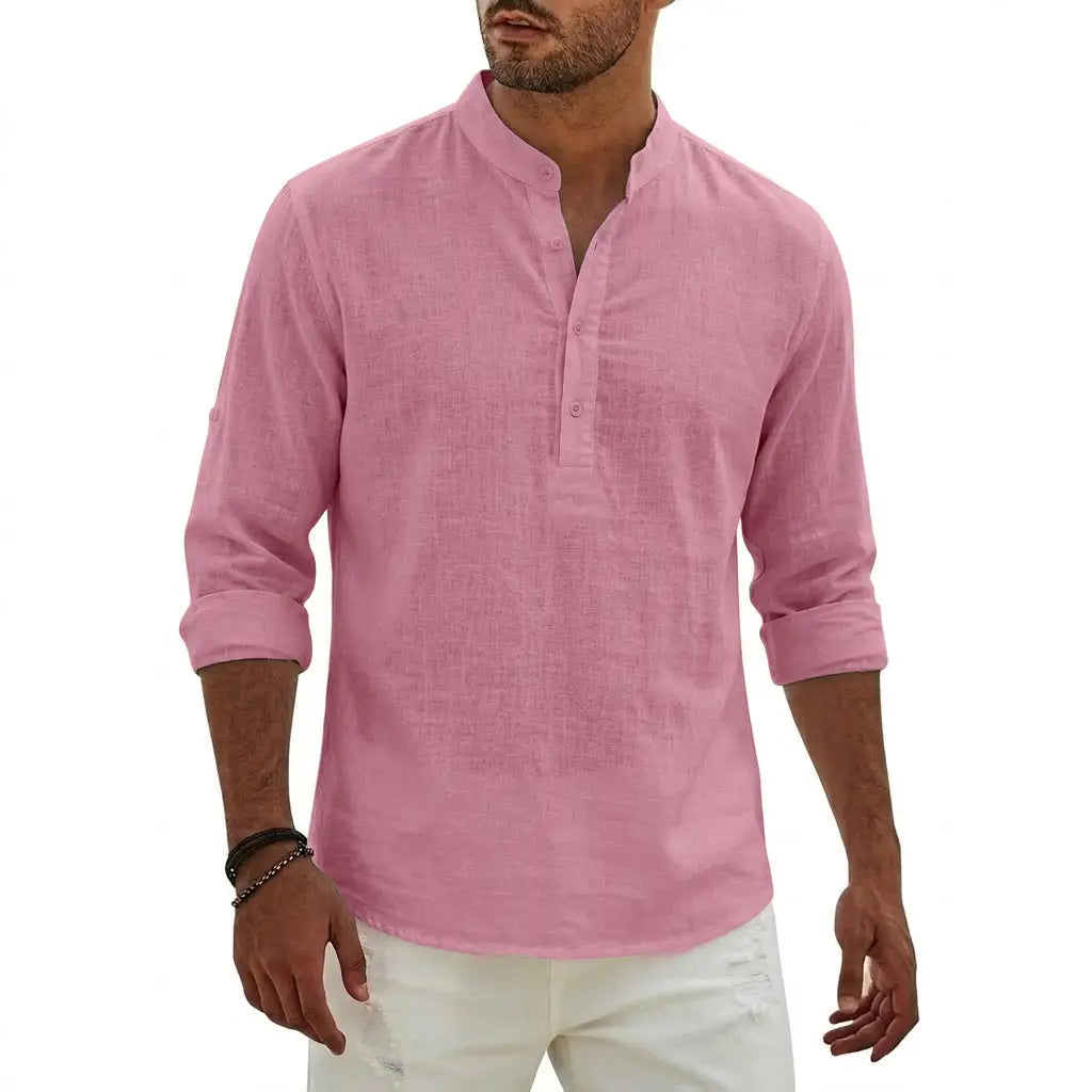 Chemise Henley en lin pour homme rose tendre, à manches longues, col mandarin et patte boutonnée, adaptée au port d’été décontracté.