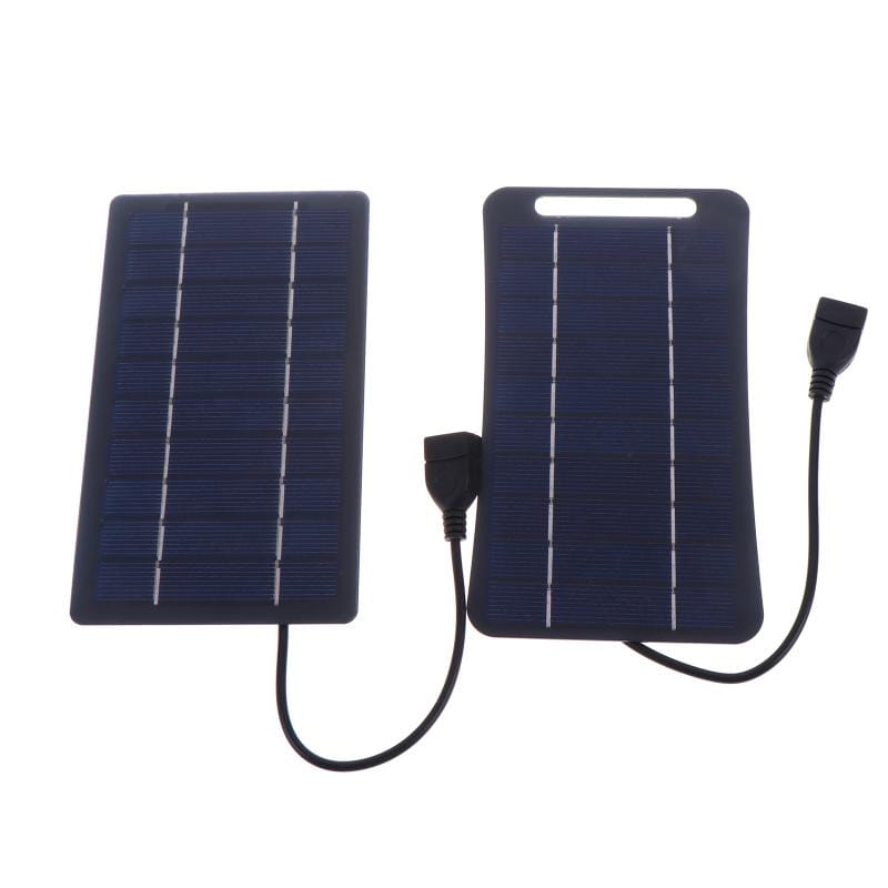 panel de carga con panel solar portátil rectangular azul con cables USB negros y conectores, diseñado para ayudar a los usuarios a mantenerse conectados.