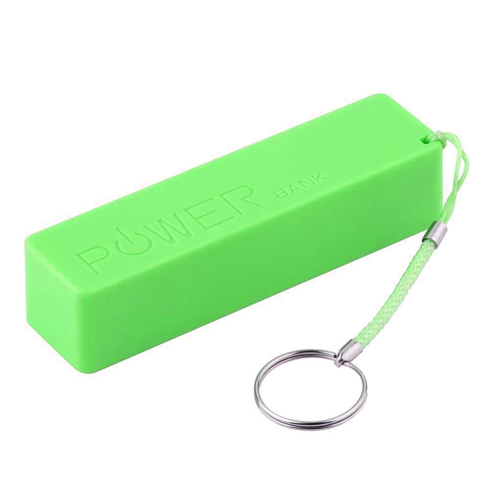 Leuchtend grüne rechteckige tragbare Powerbank für eine 18650-Batterie mit Micro-USB-Anschluss, Schlüsselanhänger-Schlaufe und geflochtenem Kabel für ein einfaches Mitnehmen.