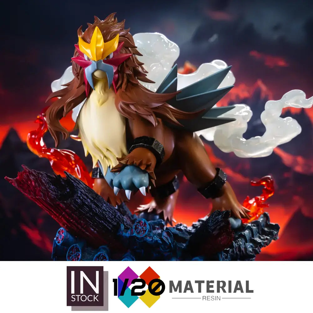 Estatua detallada de resina a escala 1/20 de Mega Tyranitar con pelaje marrón y amarillo y acentos azules, de pie sobre una base rocosa rodeada de efectos de energía roja y ardiente, presentada en la colección de base original brillante y quemada de torre de Ciudad Paleta.
