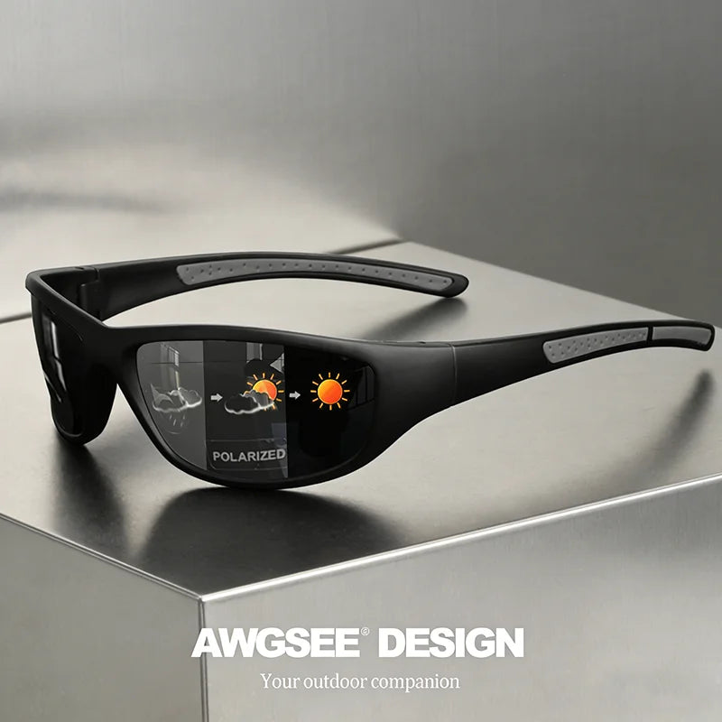 Gafas de sol deportivas polarizadas negras con UV400 con una montura elegante y resistente y patillas perforadas diseñadas para un uso activo.