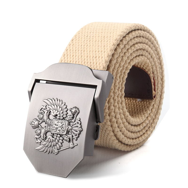 Ceinture tactique en toile beige pour hommes, avec une boucle en métal à finition ton argent, présentant un emblème héraldique d’aigle russe gravé.