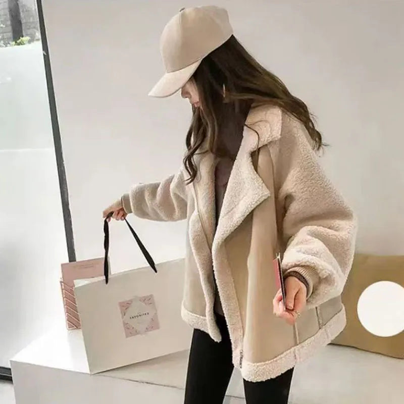 Winter Warm Fleece Jacket Women Fashion Suede Lamb Wool Patchwork Thicken Outerwear Female Loose Zipper Lapel Motorcycle Coats