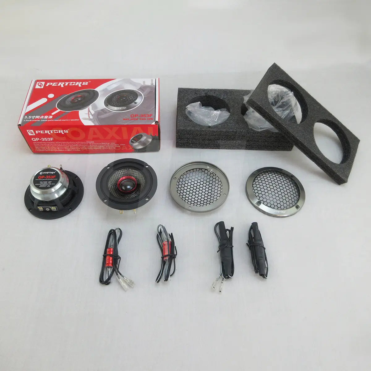 pertors gp-353f 1.3-inch coaxial car speakers with black and silver components, red accent on the cone, and mesh grilles for enhanced audio performance in a 3.5 inch car coaxial speakers 200w qp353f product.