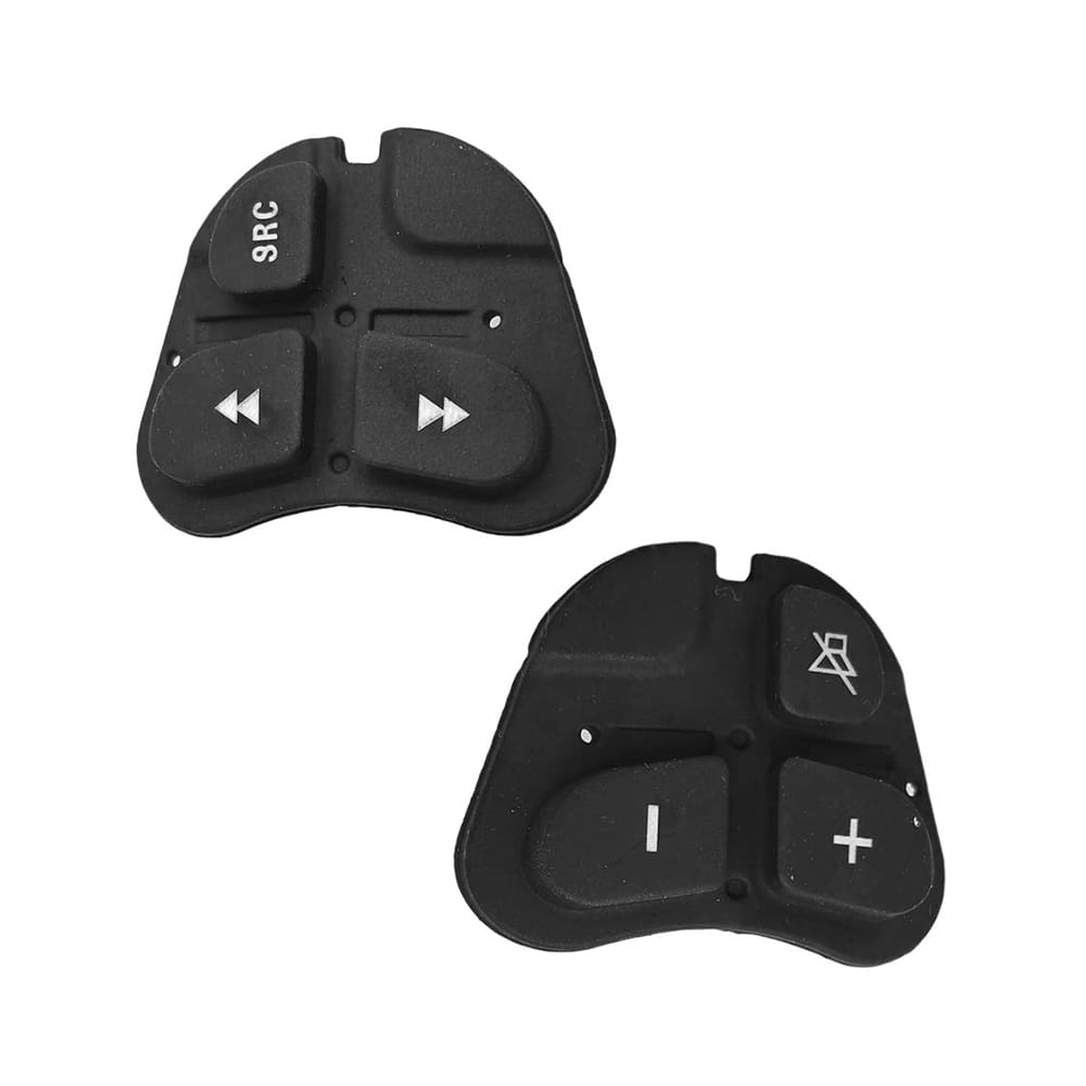 Panneau en caoutchouc noir des boutons de commande audio du volant de l’Alfa 147 avec des symboles blancs de navigation de piste de volume et de sélection de source.