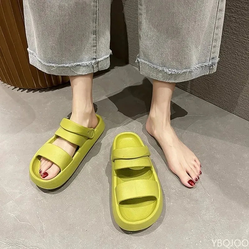 New Slippers Casual Breathable comfortable Sandals for Women Home Slippers With Snaps Non-slip Platform Beach Shoes Fashion
