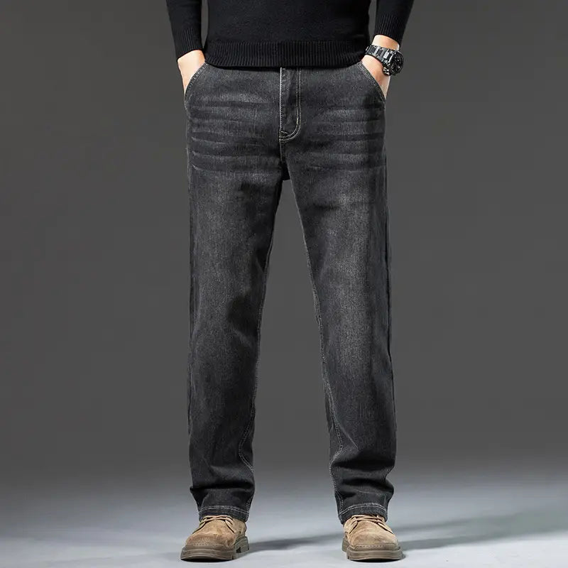 Jeans rétro délavés coupe droite ample pour hommes en denim bleu foncé, avec des surpiqûres classiques et une coupe droite