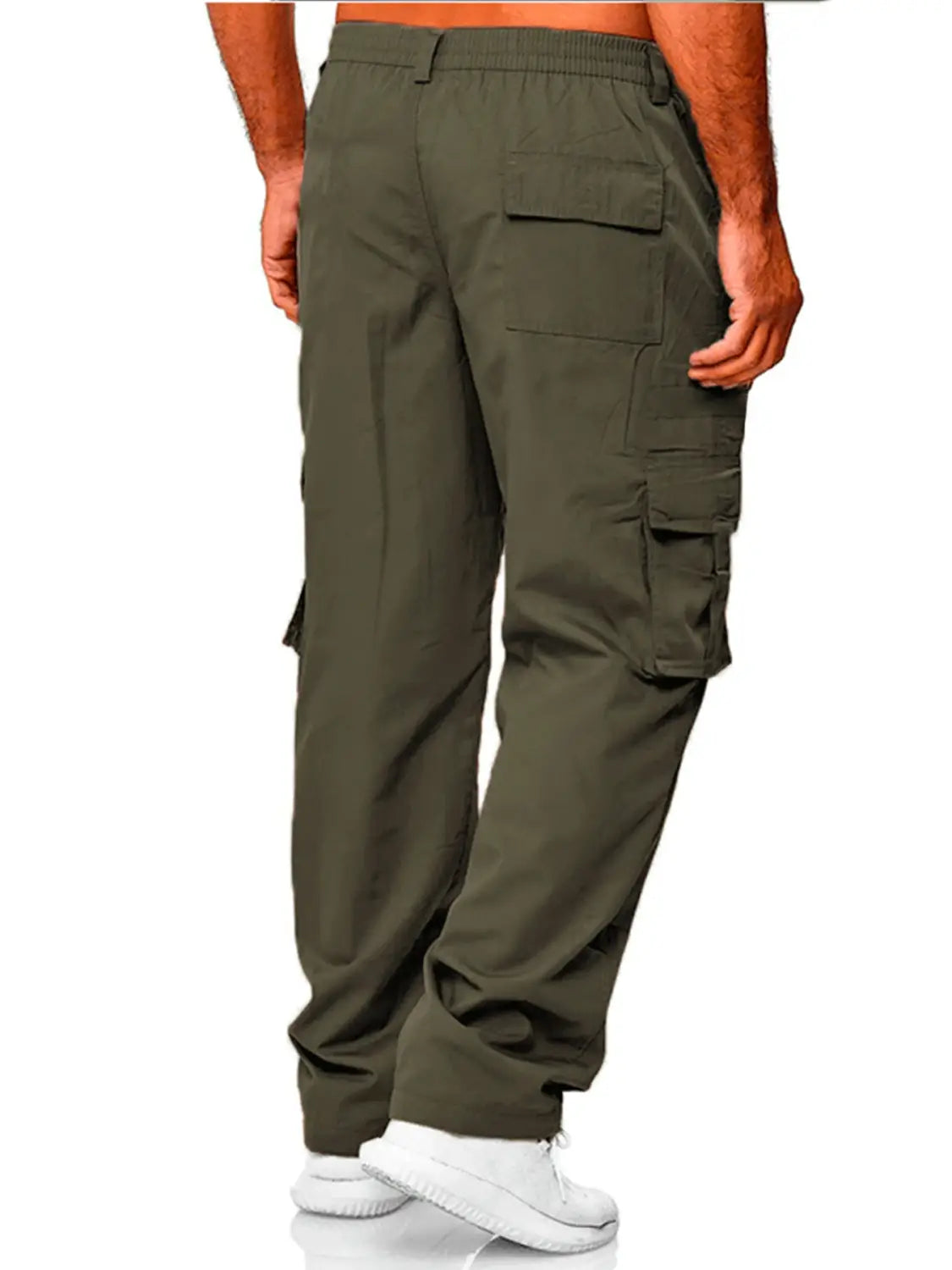 Olivgrüne Herren-Cargo-Hose, leger, mit mehreren Taschen, mit elastischem Bund und mehreren Taschen für eine praktische Nutzung.