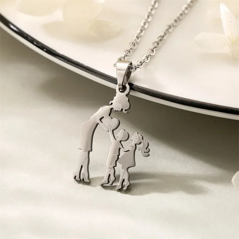 Mom and Father Daughter Sun Family Necklace Stainless Steel Chain Children Silver Color Pendant Jewelry Women Mother's Day Gift